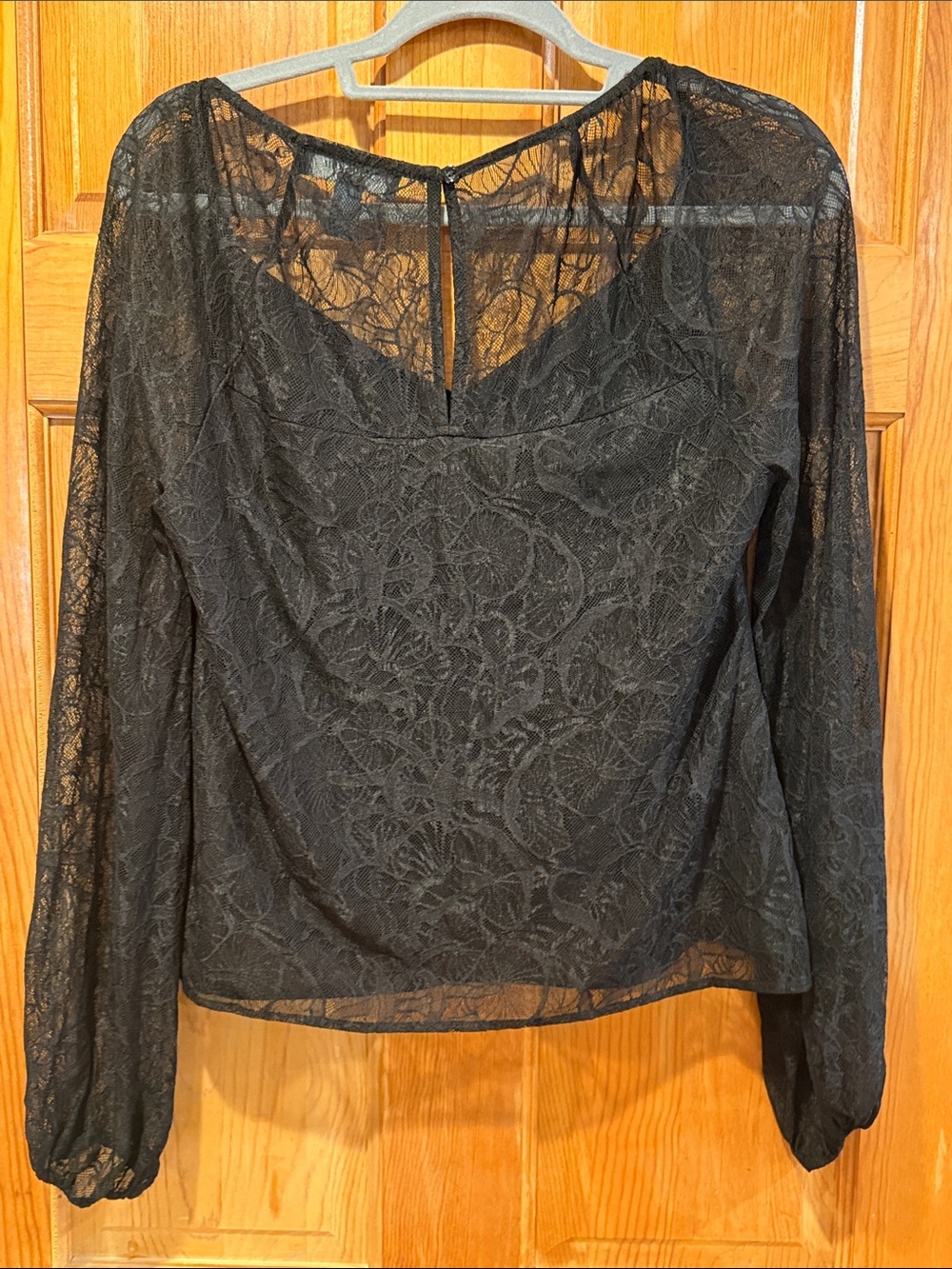 ModCloth women’s black lace long sleeve top size medium. - Picture 6 of 6